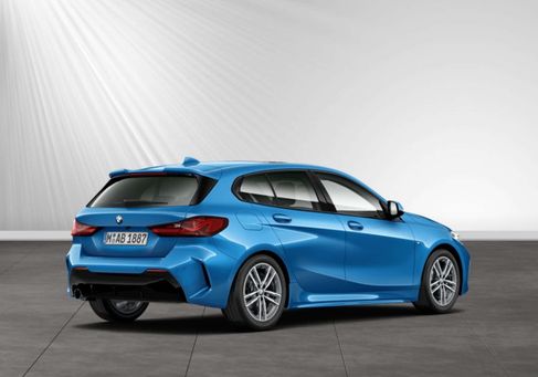 BMW 118, 2021