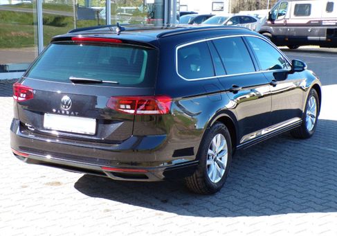 Volkswagen Passat Variant, 2023 3
