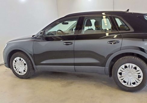 Audi Q3, 2023 3