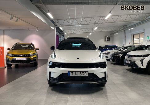 Lynk &amp; Co 01, 2025