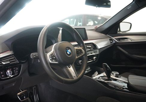 BMW 520, 2020