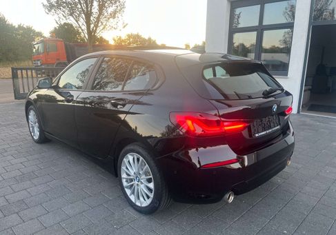 BMW 120, 2022