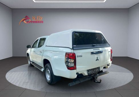 Mitsubishi L200, 2022