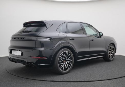 Porsche Cayenne, 2025