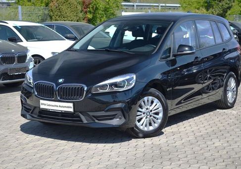 BMW 218, 2022