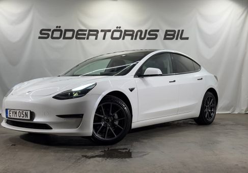 Tesla Model 3, 2022
