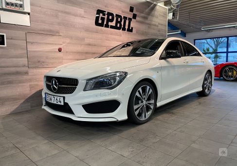 Mercedes-Benz CLA 250, 2015