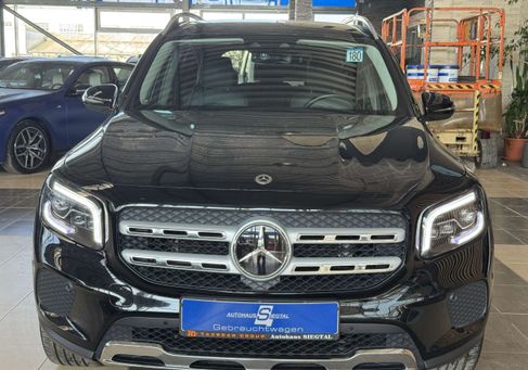 Mercedes-Benz GLB 200, 2022