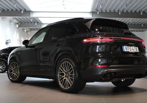 Porsche Cayenne, 2023