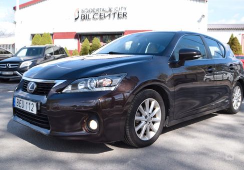 Lexus CT, 2011