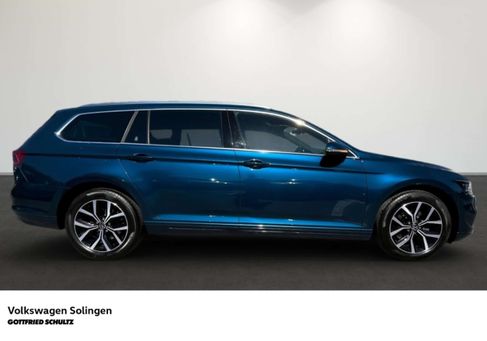 Volkswagen Passat Variant, 2023 3