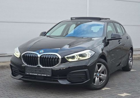 BMW 118, 2022 3