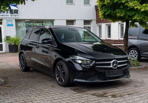 Mercedes-Benz B 200, 2020