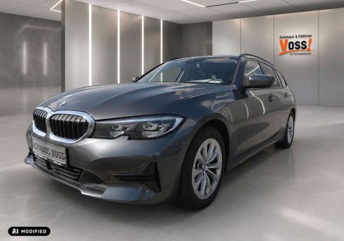 BMW 320, 2022 3