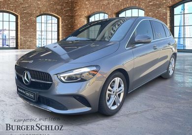 Mercedes-Benz B 180, 2025