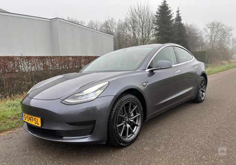 Tesla Model 3, 2019