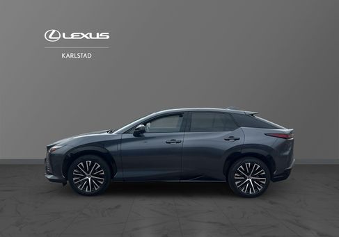 Lexus, 2023