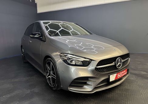 Mercedes-Benz B 180, 2021