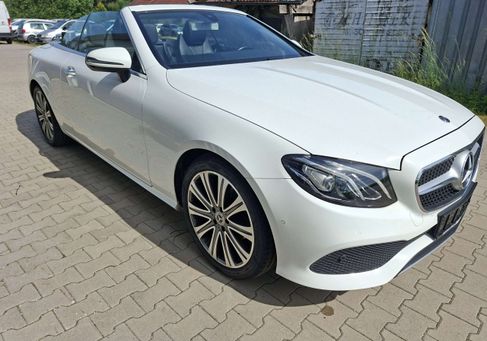 Mercedes-Benz E 200, 2018 3