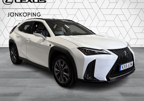 Lexus UX, 2024