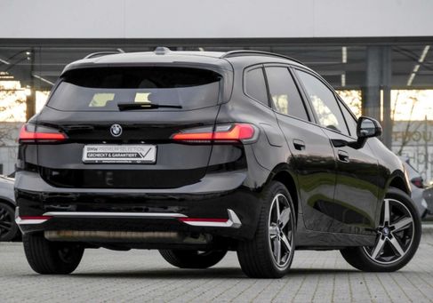 BMW 230, 2023