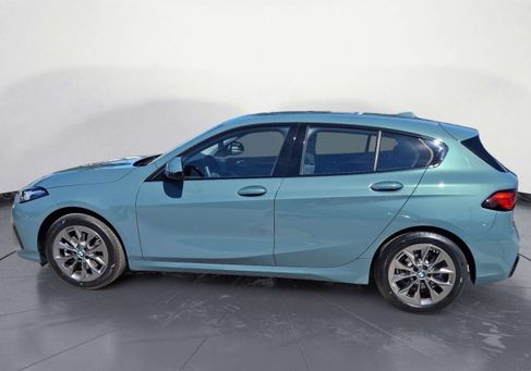 BMW 120, 2025