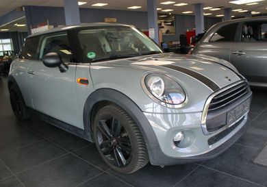 MINI ONE, 2019