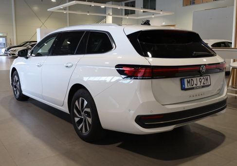Volkswagen Passat Variant, 2025 2