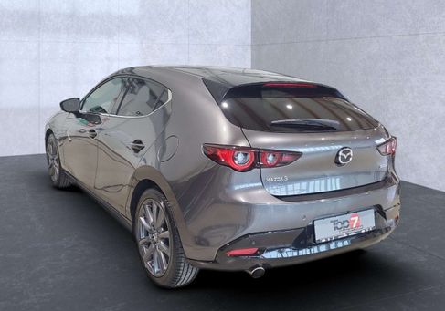 Mazda 3, 2025