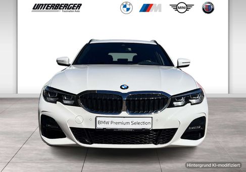 BMW 330, 2021 2