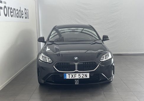 BMW 120, 2026