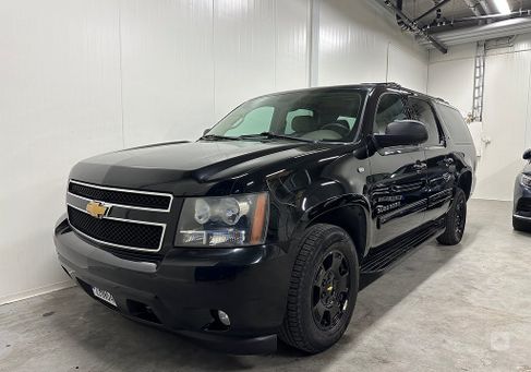 Chevrolet Suburban, 2012