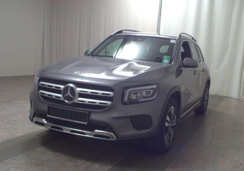 Mercedes-Benz GLB 200, 2021