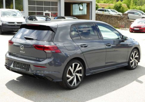 Volkswagen Golf, 2022