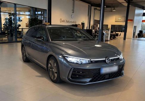 Volkswagen Passat Variant, 2025