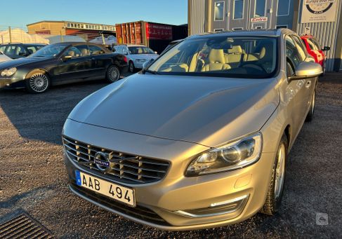 Volvo V60, 2014