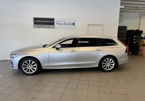 Volvo V90, 2021