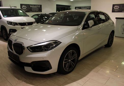 BMW 118, 2023