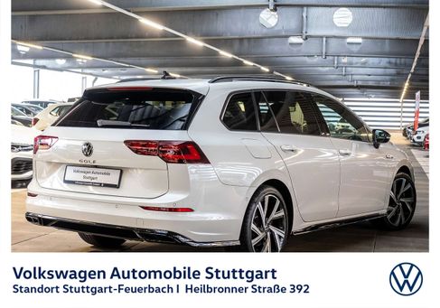 Volkswagen Golf, 2022