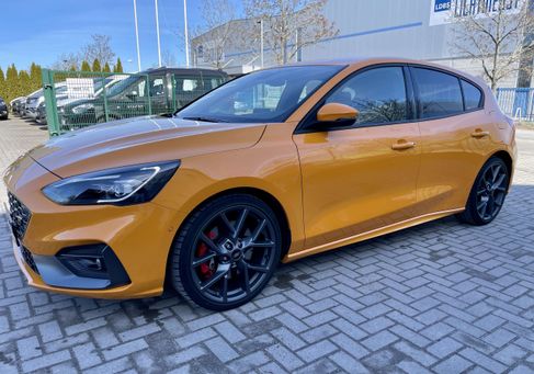 Ford Focus, 2021 3