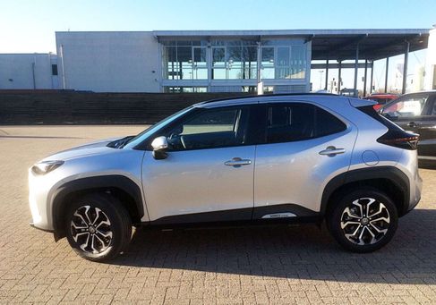 Toyota Yaris Cross, 2025