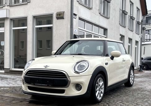 MINI ONE, 2020