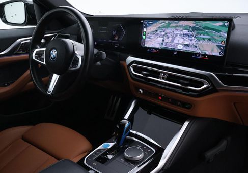 BMW i4, 2022 3