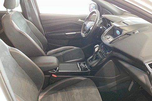 Ford Kuga, 2020