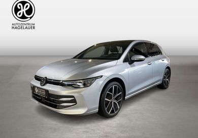 Volkswagen Golf, 2024