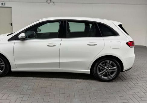 Mercedes-Benz B 180, 2019