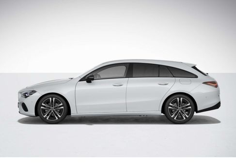 Mercedes-Benz CLA 180, 2024