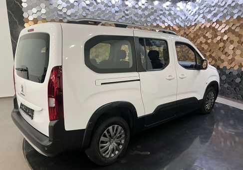 Peugeot Rifter, 2019