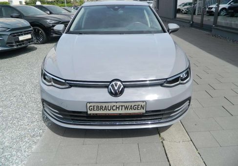 Volkswagen Golf, 2023 2