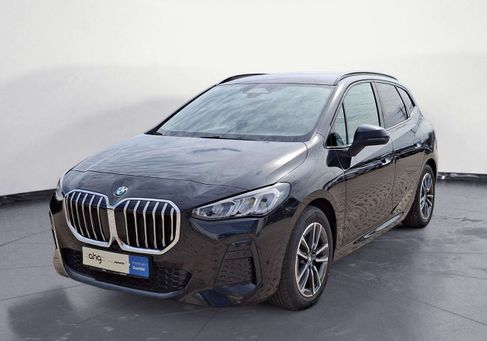 BMW 220, 2025 2